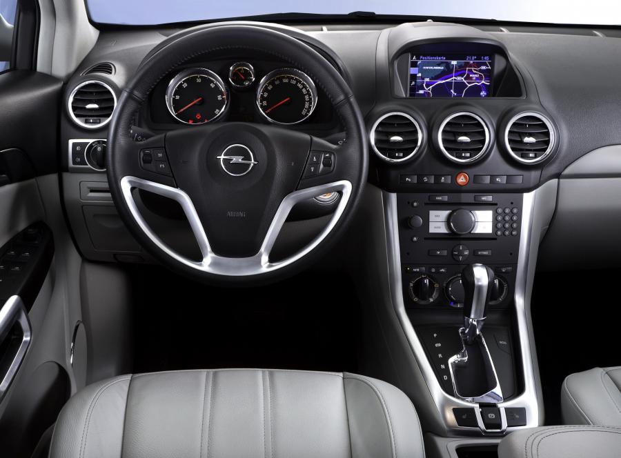  Opel Antara 2011 года  (фото 15 из 46)